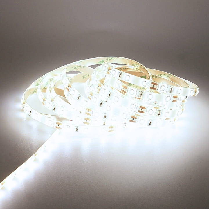 tasma_led_2835_5W_wodoodporna_12V_zimna.jpg