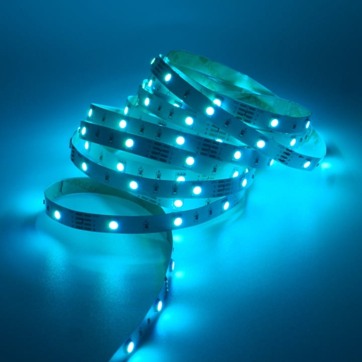 tasma_led_RGB_8W_12V_kolor_1.jpg