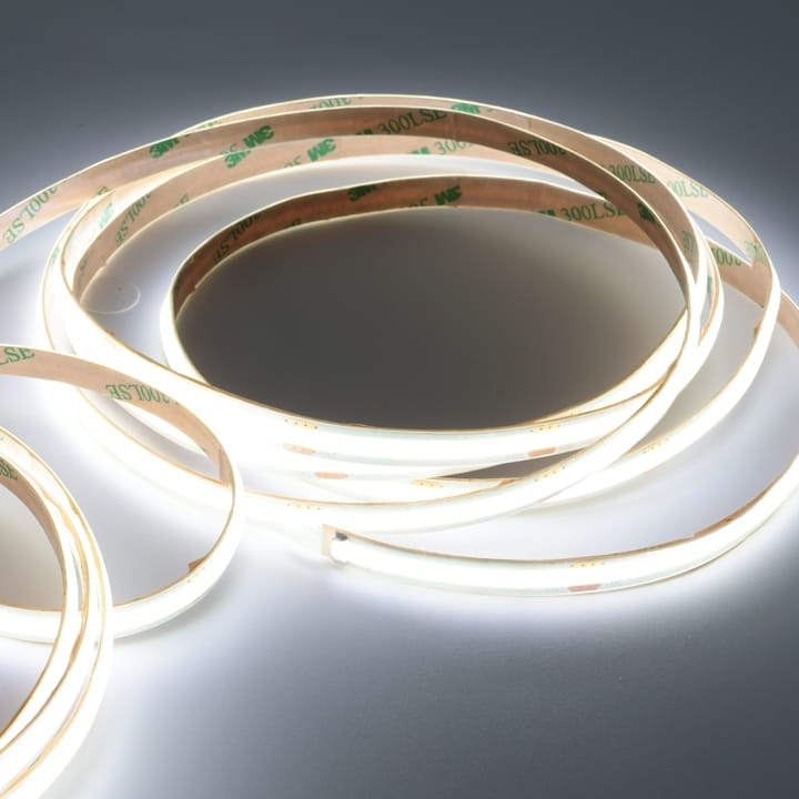 tasma_led_COB_24V_wodoodporna_neutralna_zimna.jpg