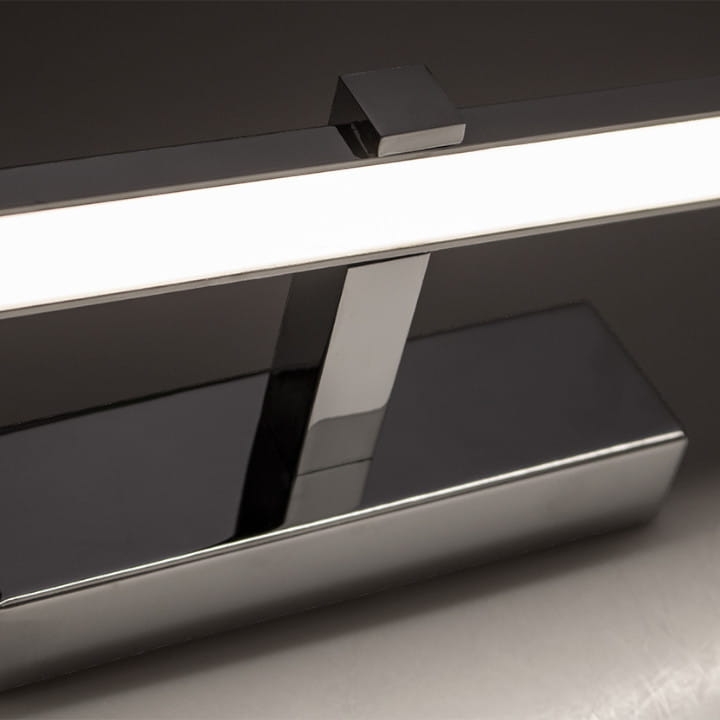 pol_pl_Lampa-nad-Lustro-VENUS-Kinkiet-LED-Lazienkowa-8W-700lm-Chrom-Neutralna-40cm-18204_3-Photoroom.jpg