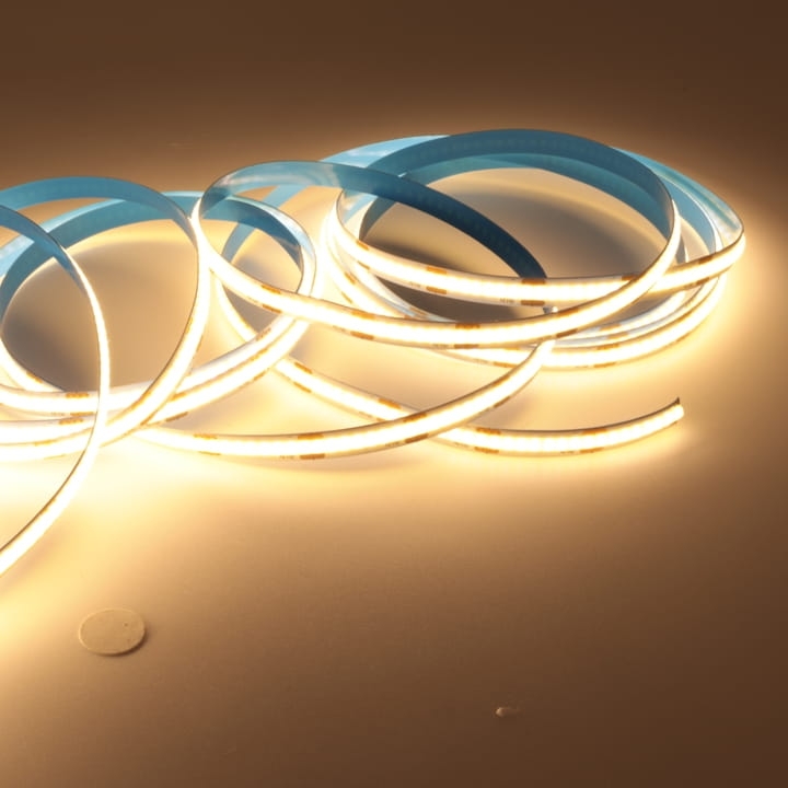 tasma_led_cob_320_9w_12v_swiatlo_ceiple.jpg