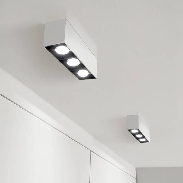 pol_pl_Lampa-liniowa-natynkowa-9w-4000K-biala-JDL-6T-1056_6-Photoroom.jpg