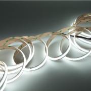 tasma_840_COB_RGBW_zimna.jpg